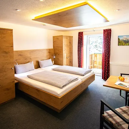 Affittacamere Kleemanns - Nur Fuer Erwachsene Mittelberg